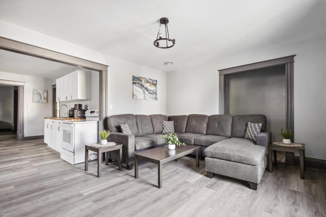 Spacious 6Br 2Ba Minutes For The Falls & Casino Niagara Falls Exterior foto